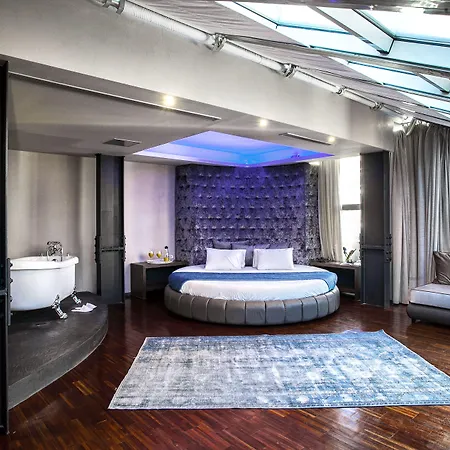 Diamond Suites, Philian And Thessaloniki