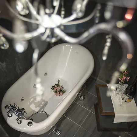 Diamond Suites, Philian And 아파트 테살로니키