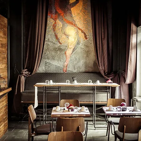 Diamond Suites, Philian And 公寓