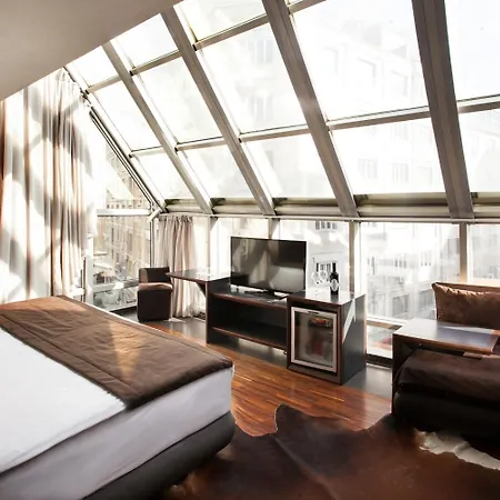 Diamond Suites, Philian And 公寓