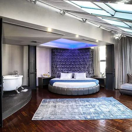 Diamond Suites, Philian And Apartment