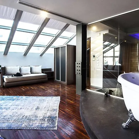 Diamond Suites, Philian And * Thessaloniki