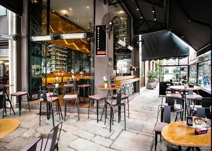 Diamond Suites, Philian And