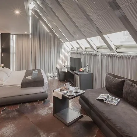 Diamond Suites, Philian And * Thessaloniki